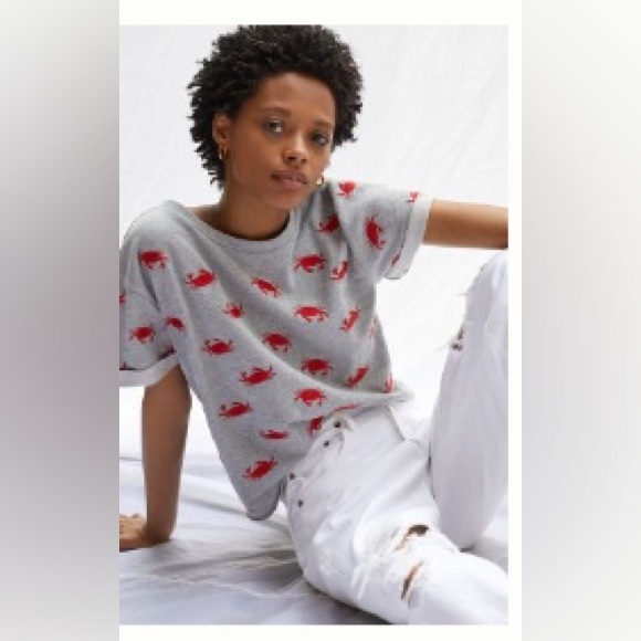 Maeve Tops - Anthropologie by Maeve top Size Small Embroidered Crab New